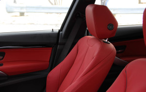 2014 BMW 335i GranTurismo front seat