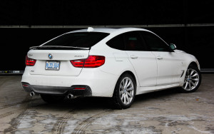 2014 BMW 335i GranTurismo rear 1/4