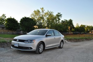 2014 Volkswagen Jetta TDI front 1/4