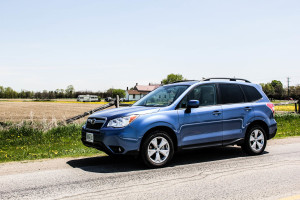 2015 Subaru Forester 2.5i side profile