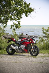 2014 BMW S1000R side profile