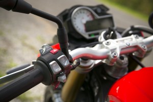 2014 BMW S1000R bars