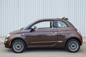 2014 Fiat 500C Lounge side profile