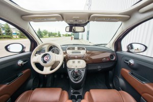 2014 Fiat 500C Lounge interior