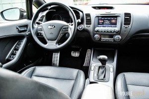 2014 Kia Forte5 SX interior