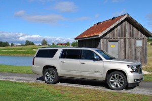 2015 Chevrolet Suburban LTZ side profile