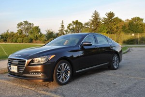 2015 Hyundai Genesis 3.8 front 1/4