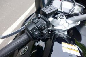 2014 Yamaha FJR1300ES left grip 