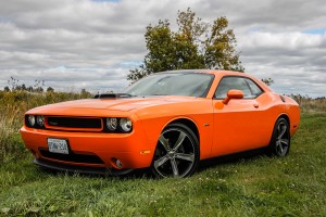 2014 Dodge Challenger R/T Shaker front 1/4