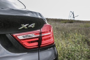 2015 BMW X4 xDrive35i badging