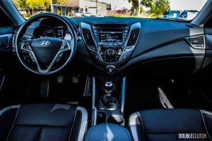 2015 Hyundai Veloster Turbo interior