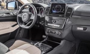 2016-mercedes-benz-gle450-4matic-amg-sport-interior-photo-652282-s-520x318