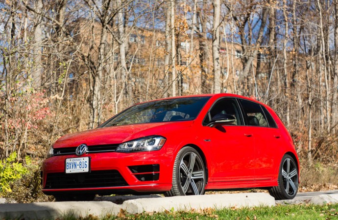 2016 Volkswagen Golf R 