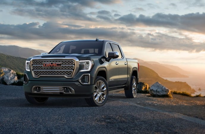 First Look: 2019 GMC Sierra